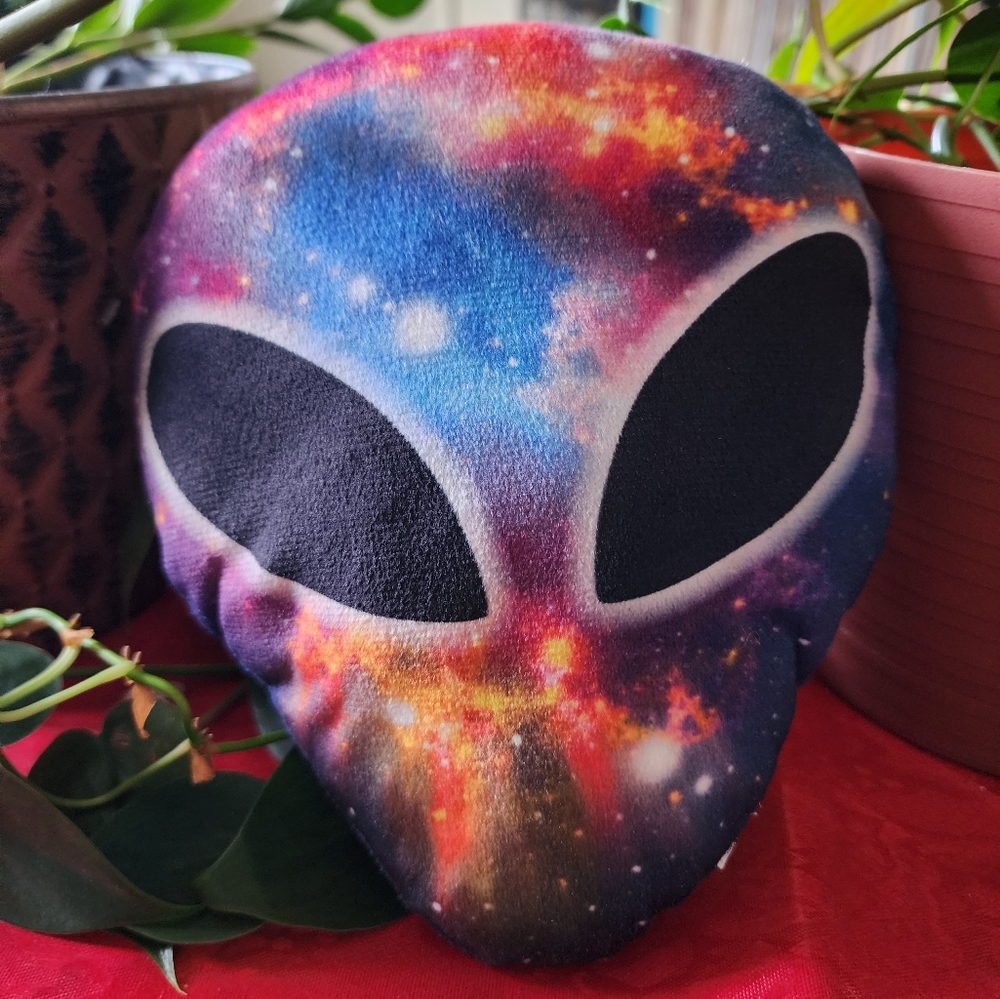 Alien pillow